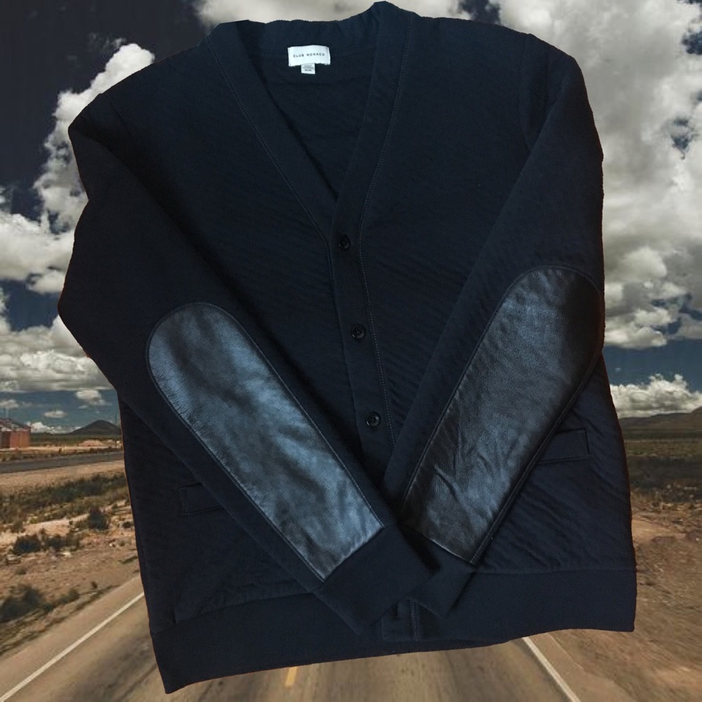 🌵SOLD 🌵Club Monaco V-neck Cardigan